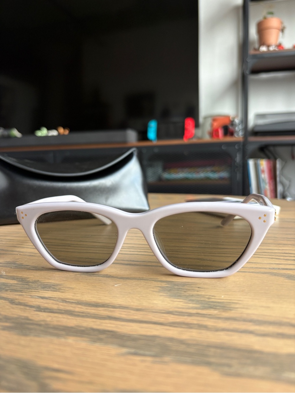 GENTLE MONSTER Gisele sunglasses in Lilac